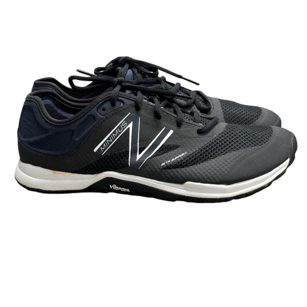 New Balance Women's 20v5 Minimus Training Size 9.5
